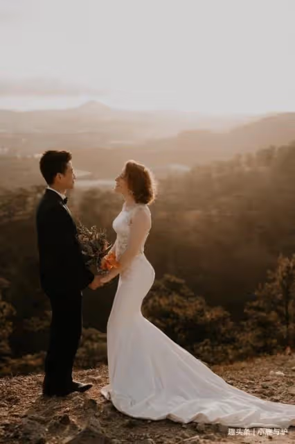 不想上交工資!丈夫提出「AA制婚姻」各管各的 43歲妻子立馬答應「並提出分房睡」:陪你A到底