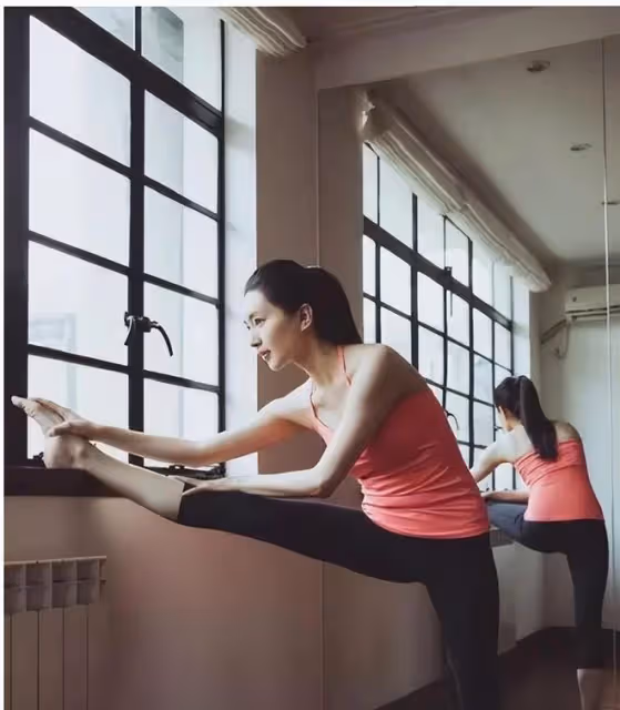 江疏影:迷倒5個男人後,又和富豪傳緋聞,她的故事真不簡單