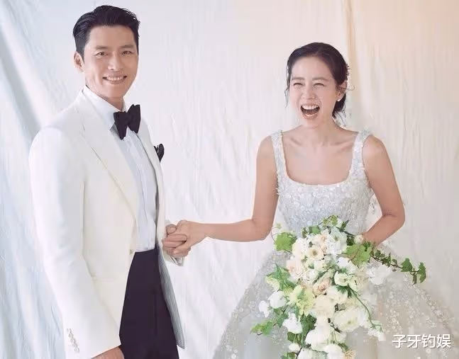玄彬與孫藝珍同框笑眼,被網友發現有夫妻相,愛的久了都這樣