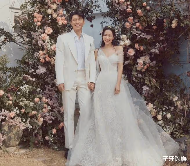 玄彬與孫藝珍同框笑眼,被網友發現有夫妻相,愛的久了都這樣