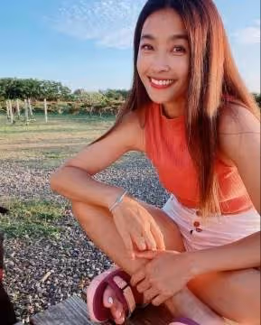 情變多日首發聲!小嫻離開情傷地墾丁「暫回台北沒有地方住」,一提金剛「已經退他追蹤」:不可能復合