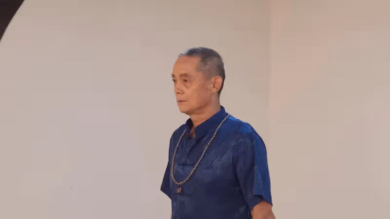 鄭平君熬30年「老薑首封影帝」和兒子簽同經紀公司「父子演差20歲兄弟」他讚:青出於藍更勝於藍