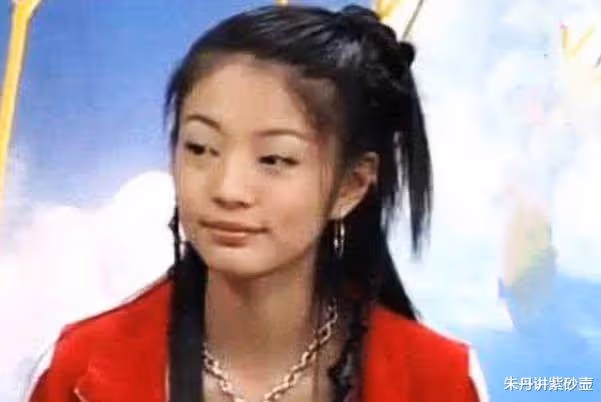 「明星剛出道的樣子」你能認出幾個?安以軒眼睛好小,田馥甄的變化最大,沒想到她最神似仙女