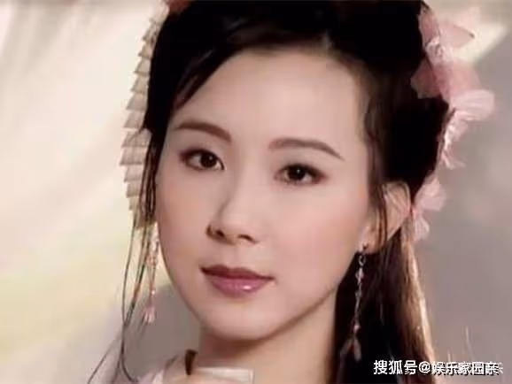 曾經的台灣第一美女，金庸評價：美得超出想像，如今52歲依然灑脫