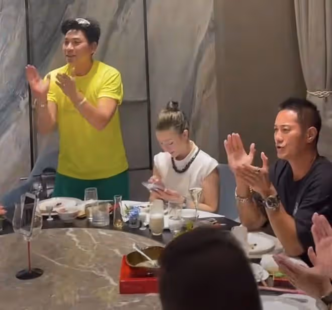 港星黃竣鋒深圳遇襲！被砍3刀急送醫縫百針，事發時多位藝人在場