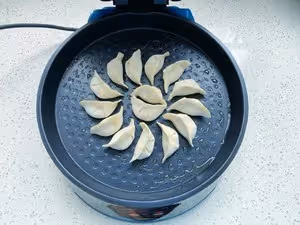 冰花煎餃