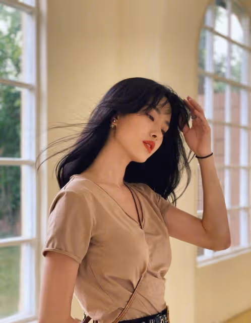 熱巴重回顏值巔峰，剪新劉海變身人間芭比，真是換劉海如換臉嗎？