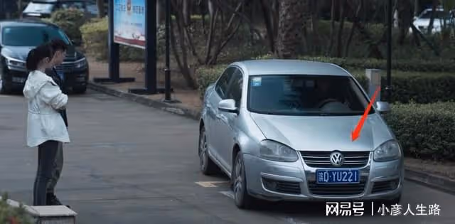 論植入,誰有《罰罪》這麼肆無忌憚?遍地廣告卻沒人反感