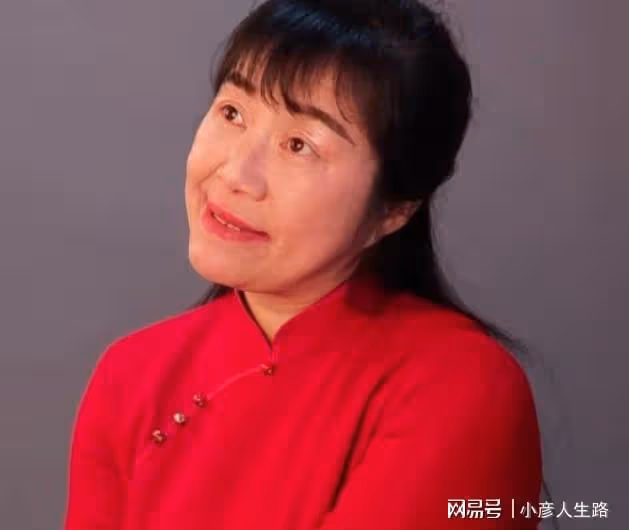 楊櫧策稱跟余秀華是「命中注定」，指責對方偷人偷心，網友：丟人