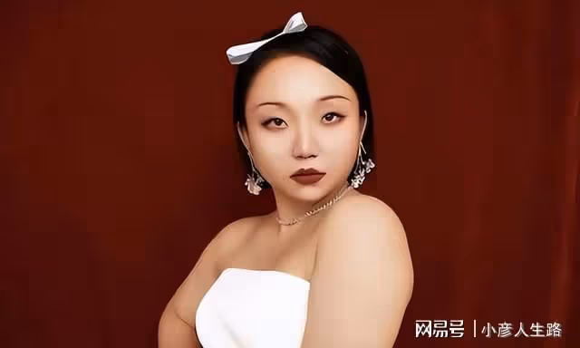 廣電新規:明星不能用英文名和四字?辣目洋子宣布恢複本名李嘉琦