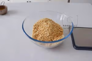 今年中秋就好這一口🥮【椒鹽花生酥皮月餅】