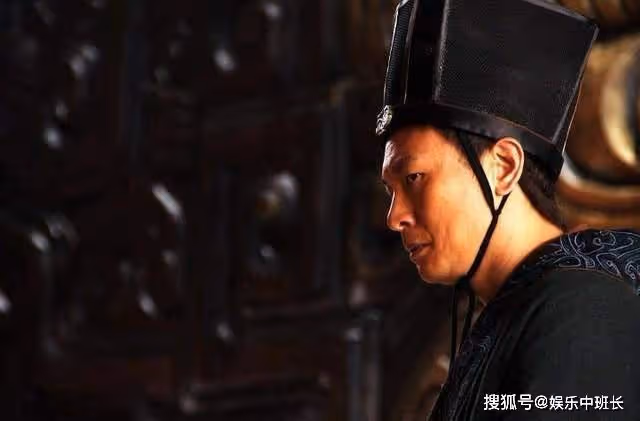 因演《神話》一夜爆紅，卻在巔峰時期「消失」，現今混成這樣