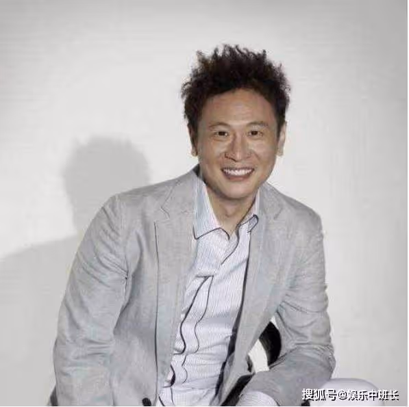 因演《神話》一夜爆紅，卻在巔峰時期「消失」，現今混成這樣