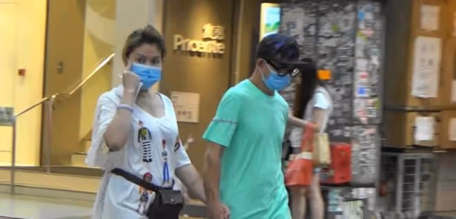 梅艷芳71歲哥哥離婚!曾得妻子默許出軌,被曝用妹妹遺產養私生子