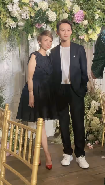 眾星參加素人婚禮!殷桃戴鑽戒穿深V顯豐腴,王凱暴瘦與富婆合影