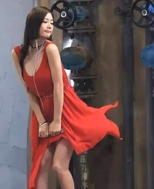 她是「亞洲第一美女」，以為沒人敢追她，原來早已嫁人為妻