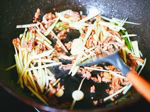 超下飯仔姜青椒肉絲