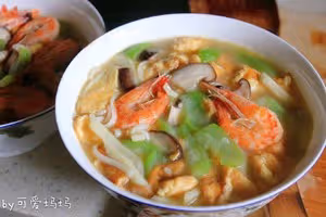 🍜絲瓜三鮮面｜適合夏天的鮮美掛麵