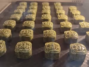 原創丨迷你萌虎小月餅丨海苔肉鬆金沙蛋黃月餅配方分享
