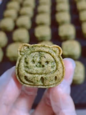 原創丨迷你萌虎小月餅丨海苔肉鬆金沙蛋黃月餅配方分享