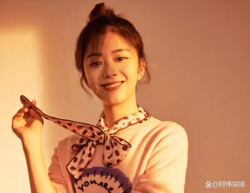 「灰姑娘」譚松韻的成名史，背後的故事讓人心疼，網友：心疼她
