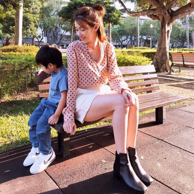 性格浪子變慈父，42歲藍正龍不捨愛妻為孩子淡出，結婚7年宣告老婆自由了：一切都值得了