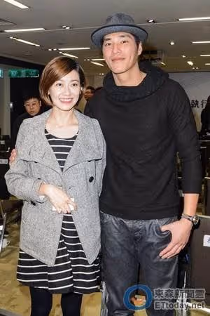 性格浪子變慈父，42歲藍正龍不捨愛妻為孩子淡出，結婚7年宣告老婆自由了：一切都值得了