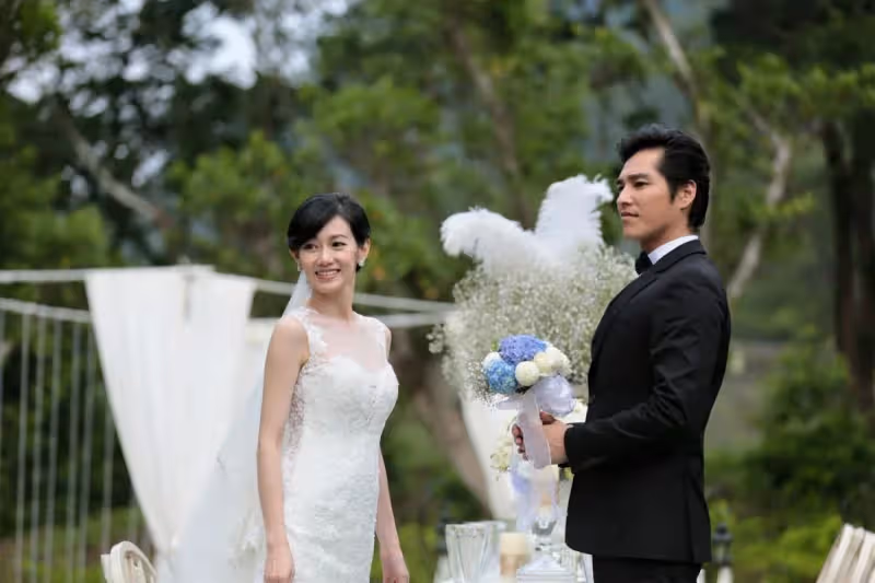 性格浪子變慈父，42歲藍正龍不捨愛妻為孩子淡出，結婚7年宣告老婆自由了：一切都值得了