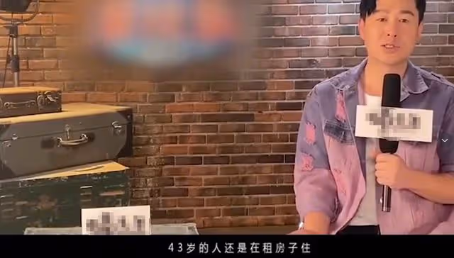 群星冒雨走紅毯,張頌文兩次拒絕他人撐傘,黃奕三助理跟隨陣仗大
