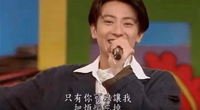 昔日四小天王孫耀威，公司力捧連發10多張專輯，與林志穎人氣不相上下，只因一次落跑事件，人生被迫轉彎
