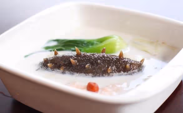 生完孩子在婆婆家坐月子,吃飯的時無意聽到婆婆接電話,我悄悄把碗和她換了!
