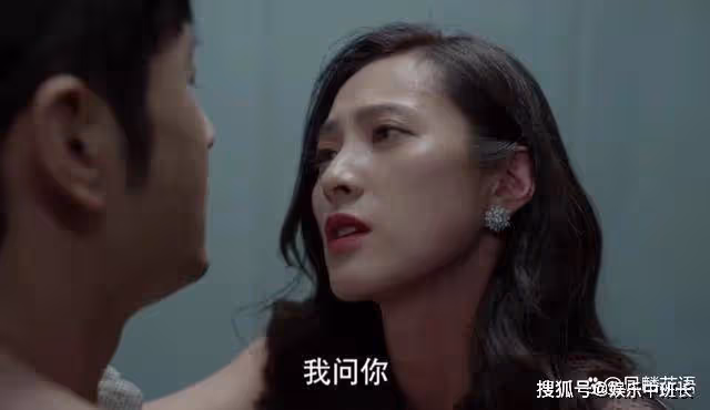 《玫瑰之戰》豐盛為何痴迷顧念？看看追求他的兩個姑娘就知道了
