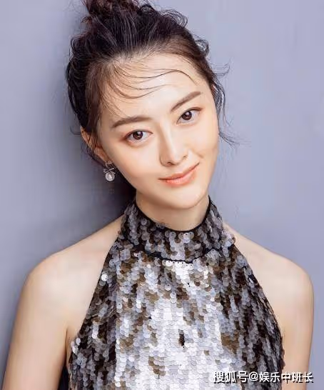 陳道明女兒原來是她，隱藏了34年長這樣，網友：難怪嫁不出去