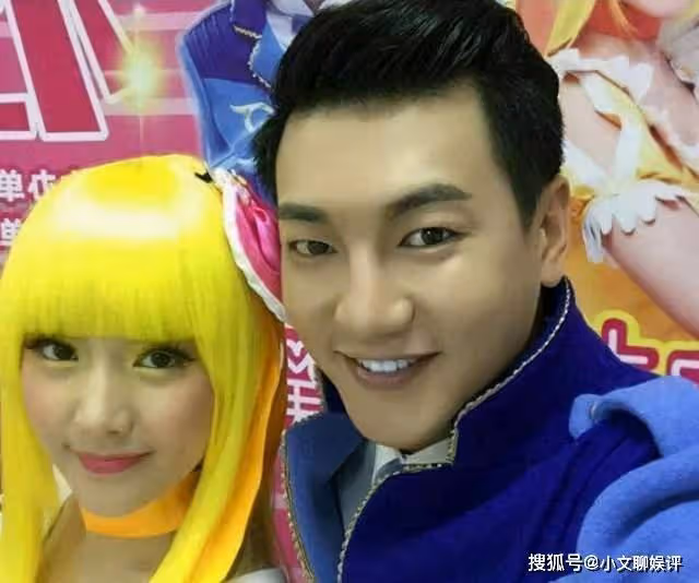 還記得《巴啦啦小魔仙》中的遊樂嗎？時隔13年，現今成油膩王子