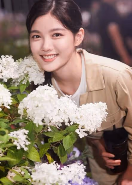 4歲出道,6歲入圍最佳新人獎,13歲獲封童星榜樣,網友:未來之星