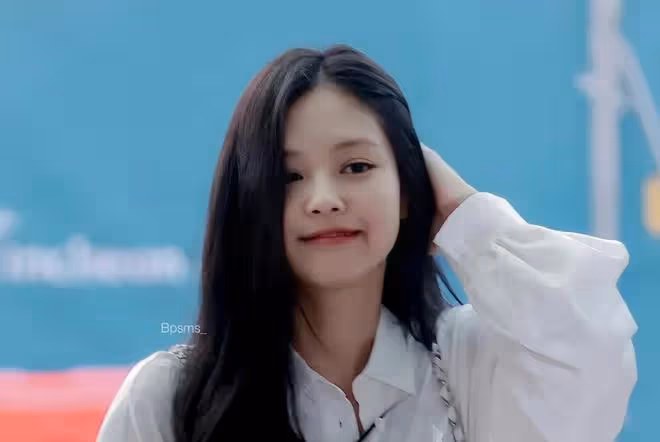 Jennie金泰亨戀情實錘,路人表示:我覺得可以,「雙金」很般配