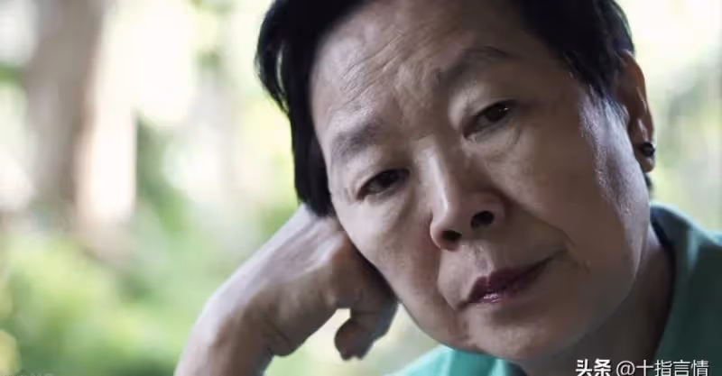 丈母娘在女兒家養老三年，如今兒子要接走，女婿氣憤：先把帳結了