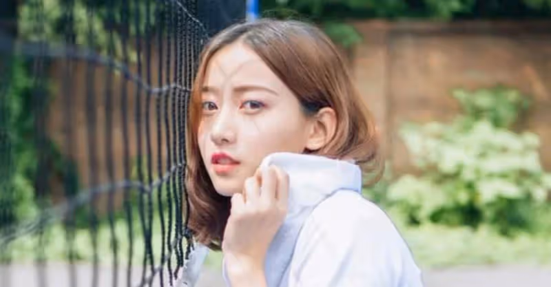 陪嫁房剛剛裝好，小叔子將婚紗照掛進來，婆婆盲目自信：兒媳好欺負