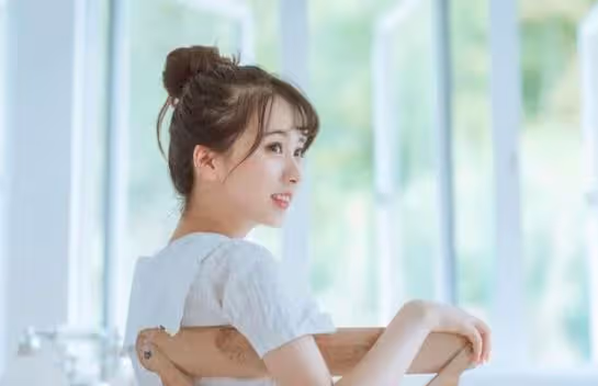 陪嫁房剛剛裝好,小叔子將婚紗照掛進來,婆婆盲目自信:兒媳好欺負