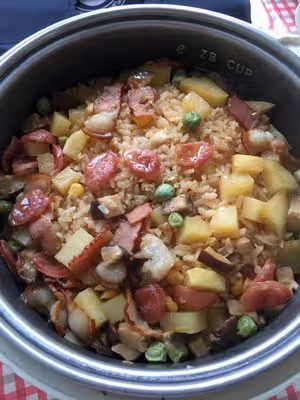 什錦煲仔飯（電飯鍋版）