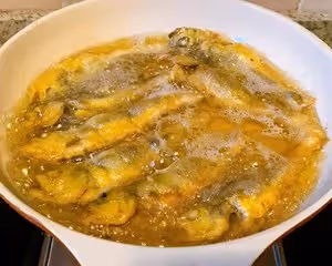 外酥里嫩炸小黃魚