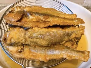外酥里嫩炸小黃魚