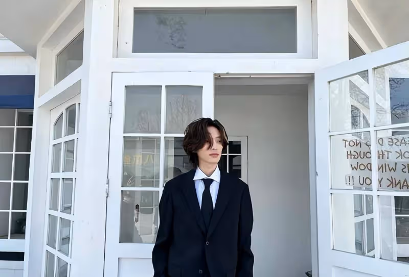 於正曝流量愛豆欠錢不還,公開二人聊天記錄,對方找父母要錢還債