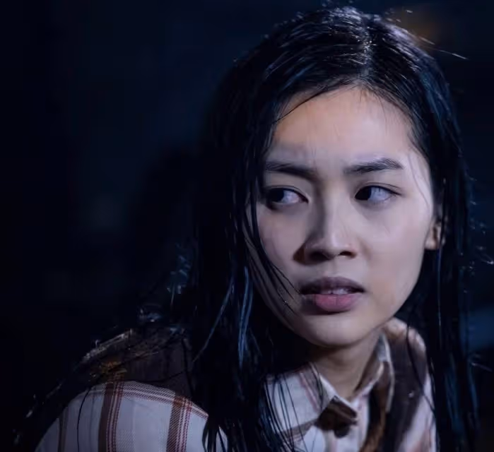 TVB新人小花入行兩年獲好評！演戲自然是港大尖子生，處女圈圈
