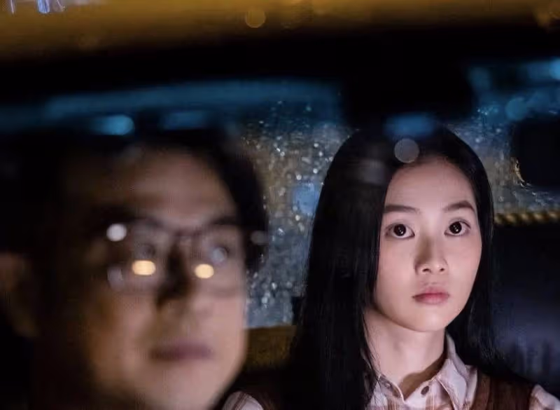 TVB新人小花入行兩年獲好評！演戲自然是港大尖子生，處女圈圈