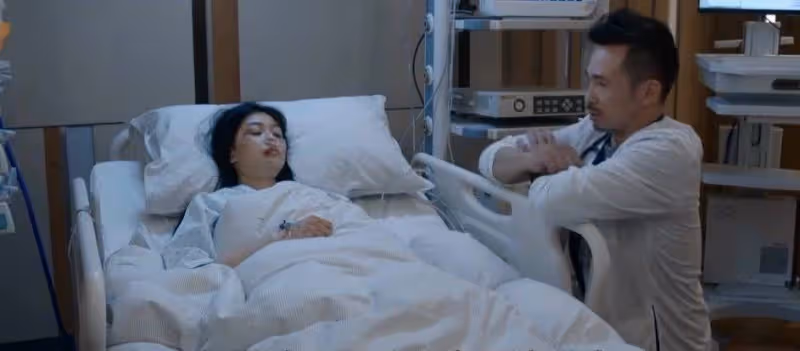 TVB新人小花入行兩年獲好評！演戲自然是港大尖子生，處女圈圈