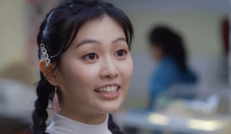 TVB新人小花入行兩年獲好評!演戲自然是港大尖子生,處女圈圈