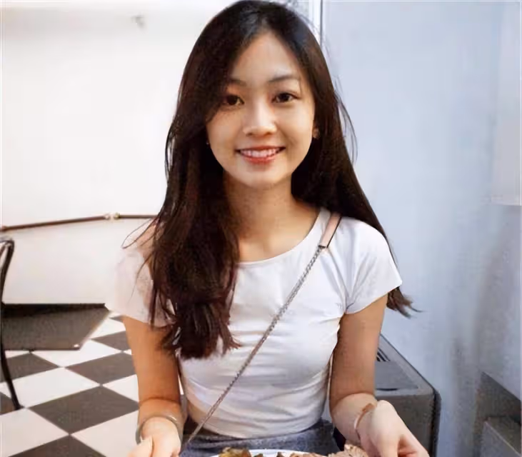 TVB新人小花入行兩年獲好評!演戲自然是港大尖子生,處女圈圈