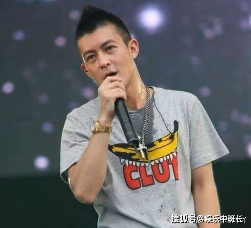 「說退就退」的陳冠希，今40歲過成這樣，素顏直播展現真實一面
