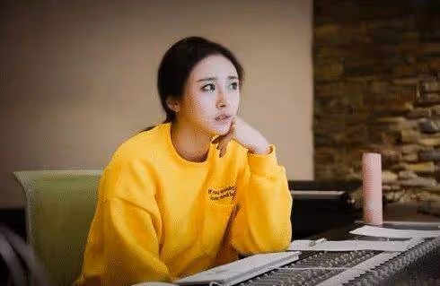 意外走紅後轉身就離婚 如今已淪為路人